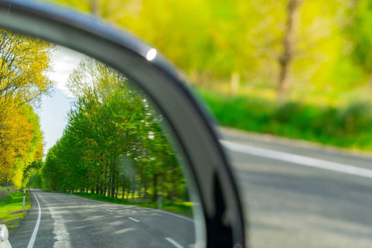 Should You Forget Enbridge and Buy This Dividend Stock Instead?