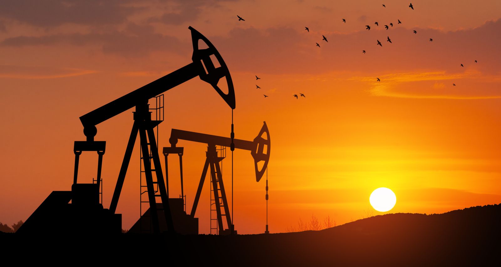 Crude Oil Prices Recover as the Dollar Weakens