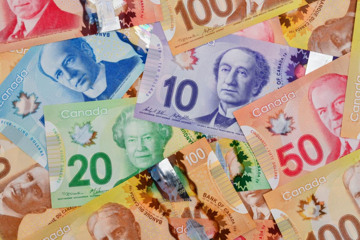 How to Build a $50,000 TFSA That Throws Off Nearly Constant Income