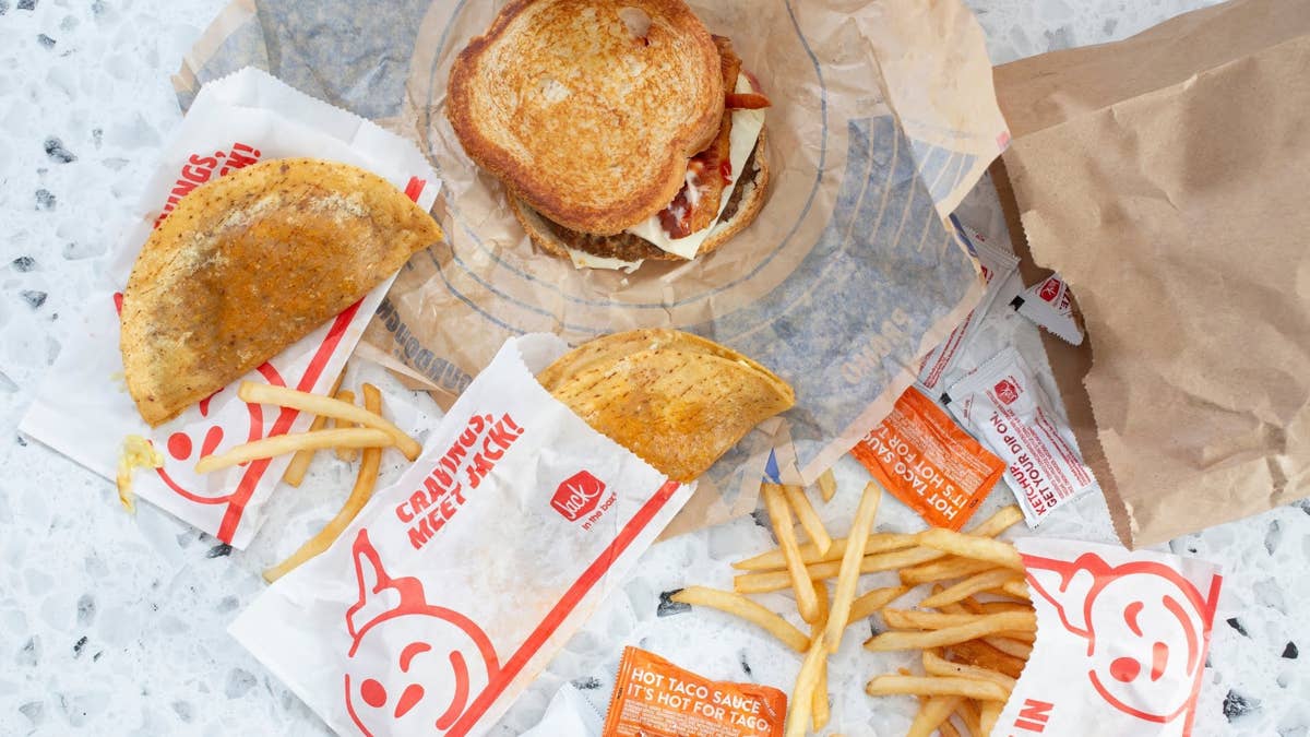 McDonald's and Burger King rival shuttering 100s of restaurants