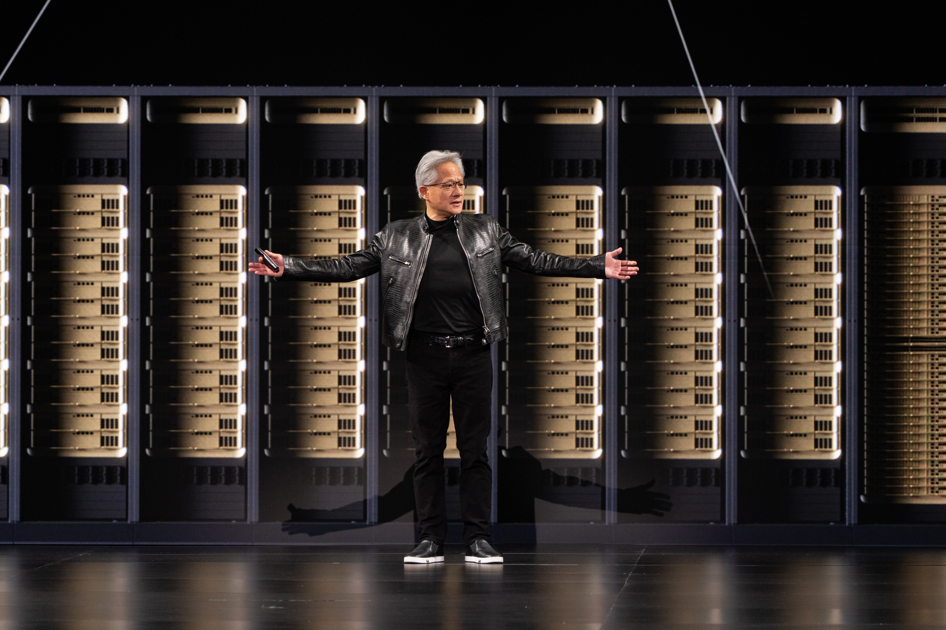 Nvidia stock continues to struggle even as AI peers soar: buy, sell, or hold?