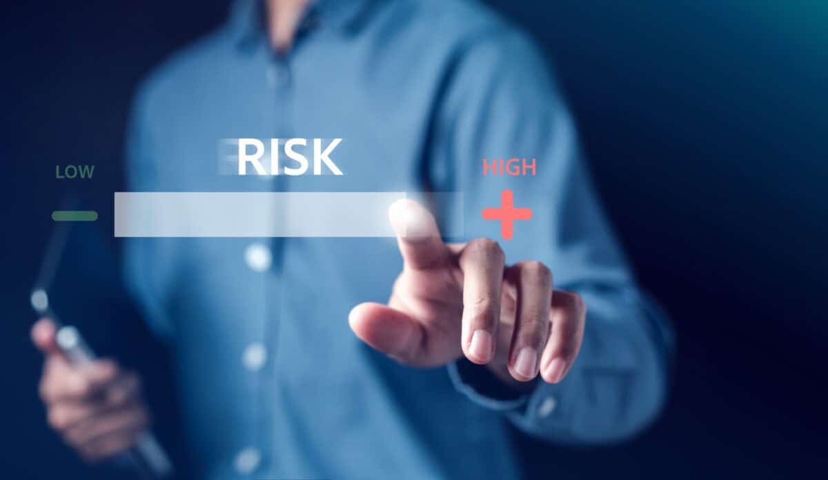 This Popular Income Strategy Promises Less Risk: Here’s What Investors Give Up