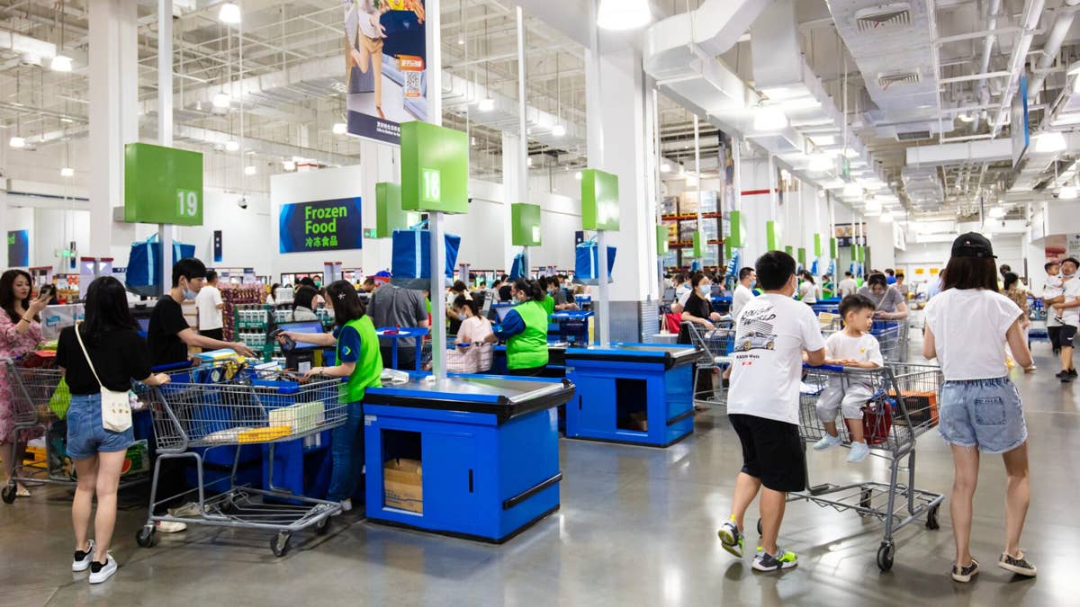 Walmart and Sam's Club just gave shoppers a reason to ditch Costco